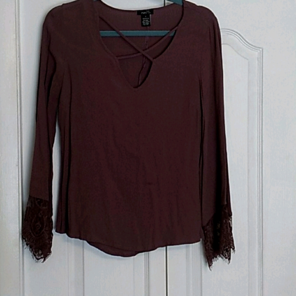 Plum top